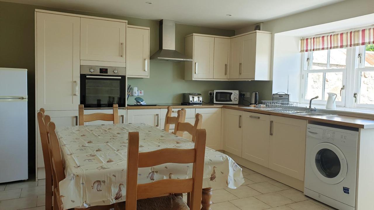 Old Farm Holiday Cottages - Scottish Borders Chirnside Eksteriør billede
