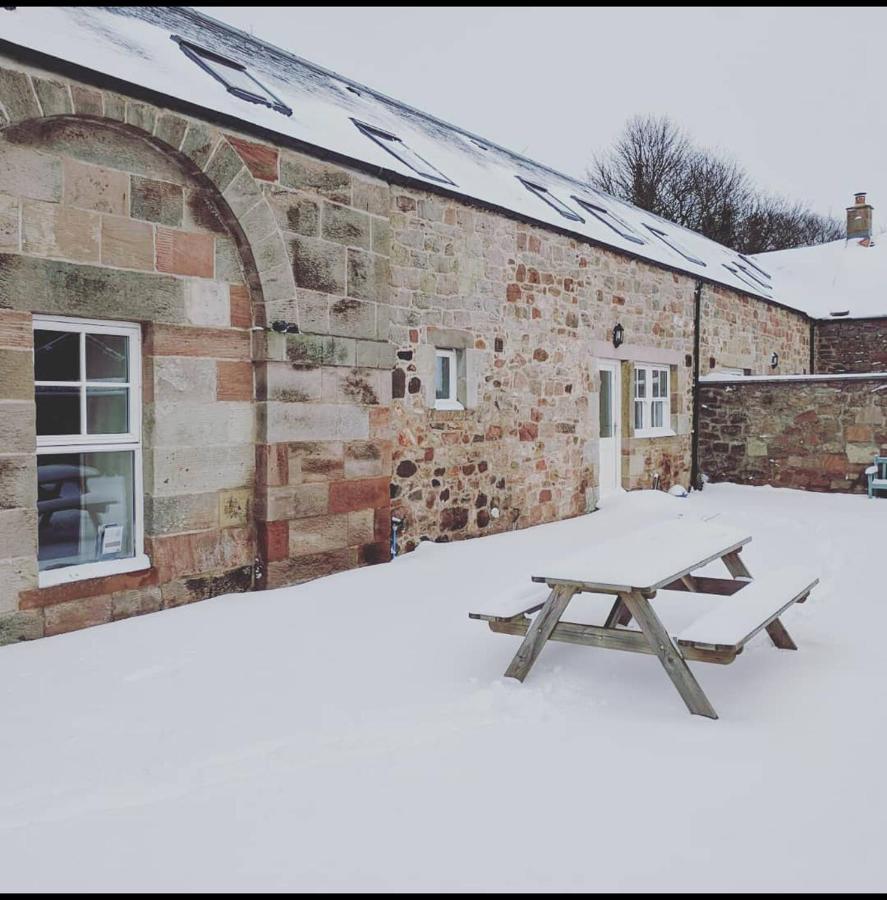 Old Farm Holiday Cottages - Scottish Borders Chirnside Eksteriør billede