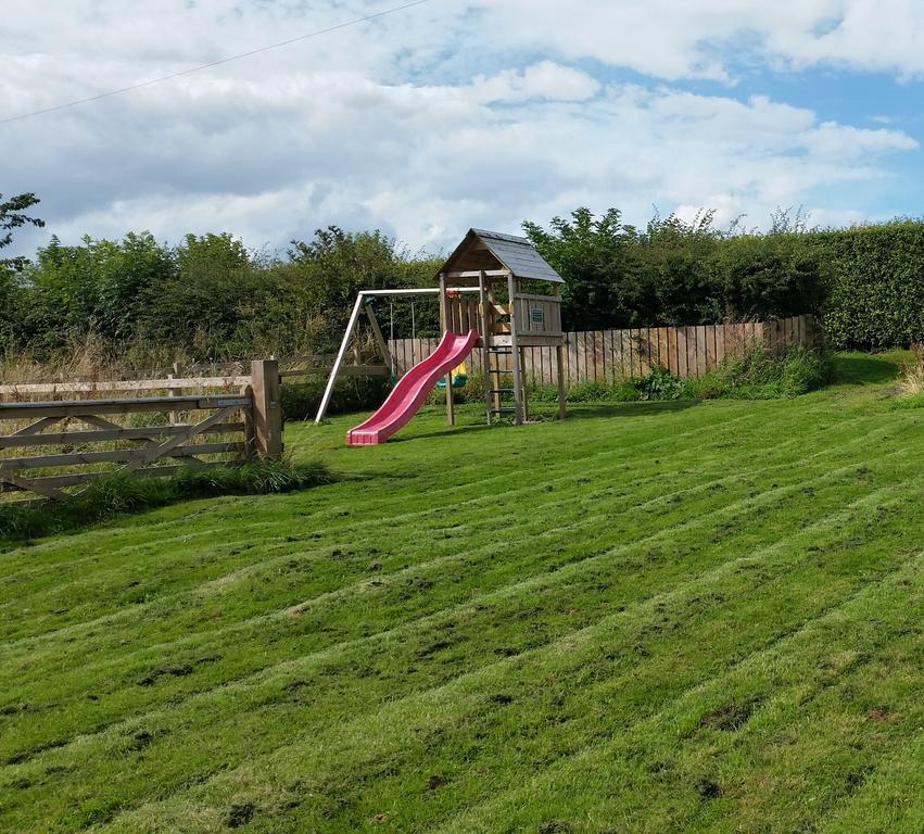 Old Farm Holiday Cottages - Scottish Borders Chirnside Eksteriør billede
